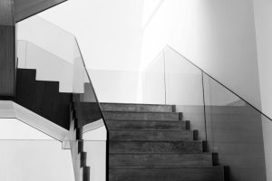 How To Choose Child-Friendly Glass Railing Systems